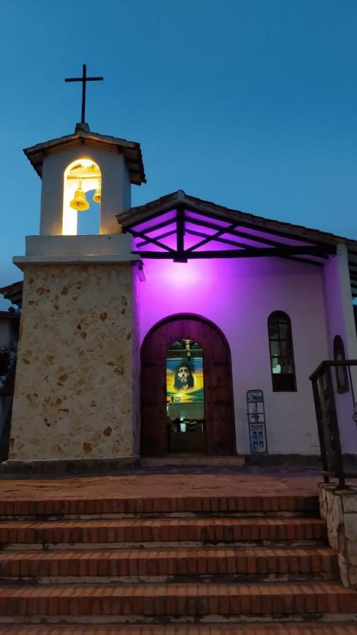 Casa Posada Maestro Carlos Aranguren Дуитама Екстериор снимка