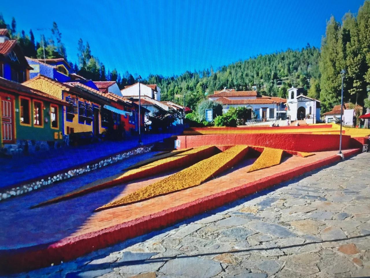 Casa Posada Maestro Carlos Aranguren Дуитама Екстериор снимка